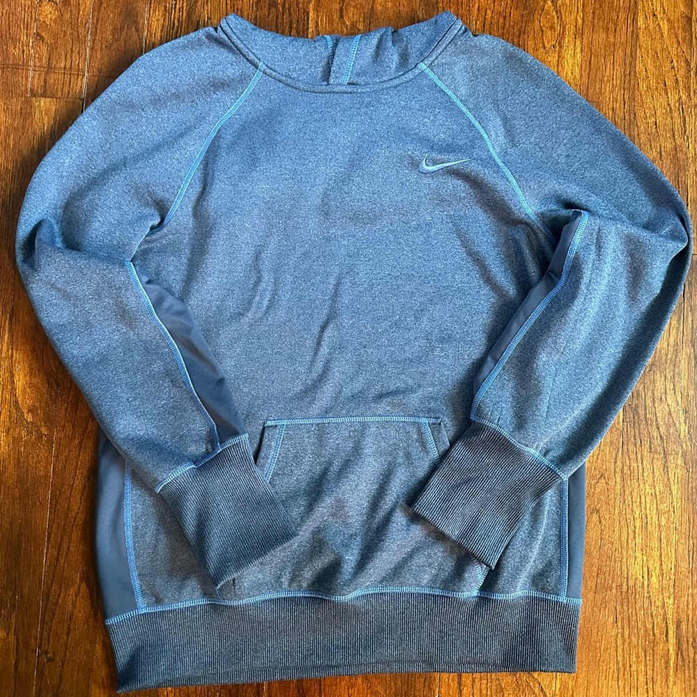 GUC Nike Therma-Fit grey/blue feathered fleece lined hoodie w front pouch pocket